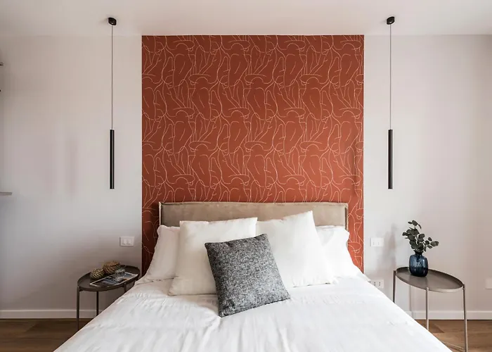 The Rent - Spacious Three-bedroom Flat In The San Giovanni Area Rom